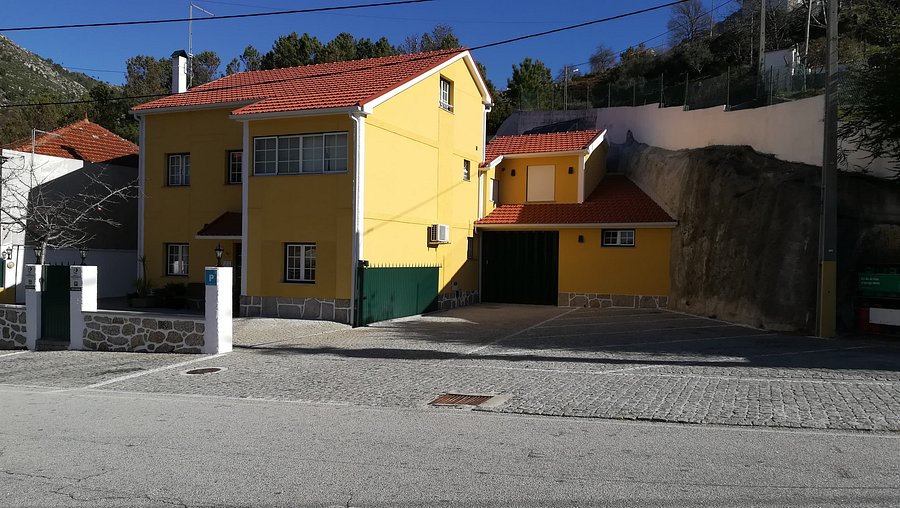 Casa da Fonte Sagrada — Viseu