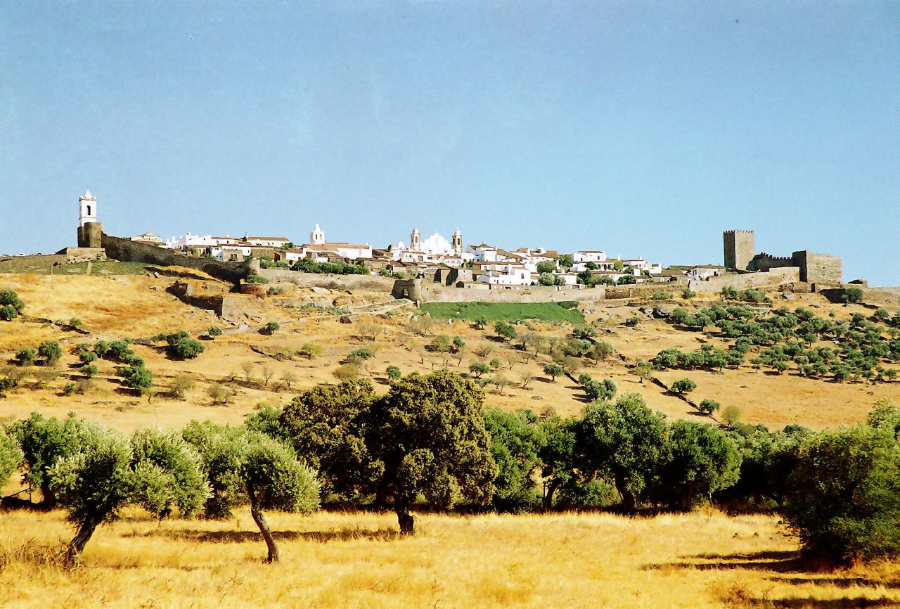 Casa Monsaraz — Évora