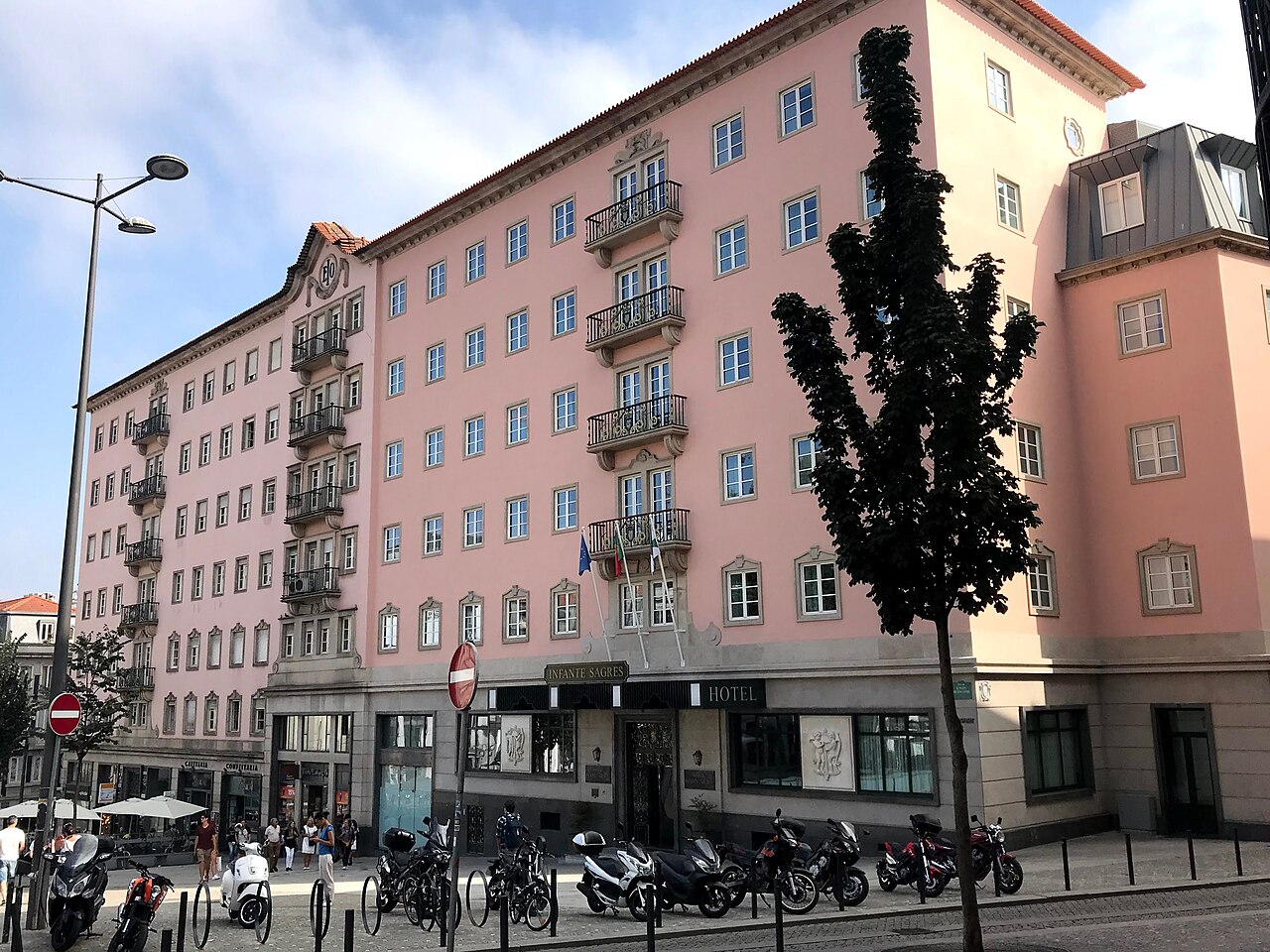 Hotel Aliados