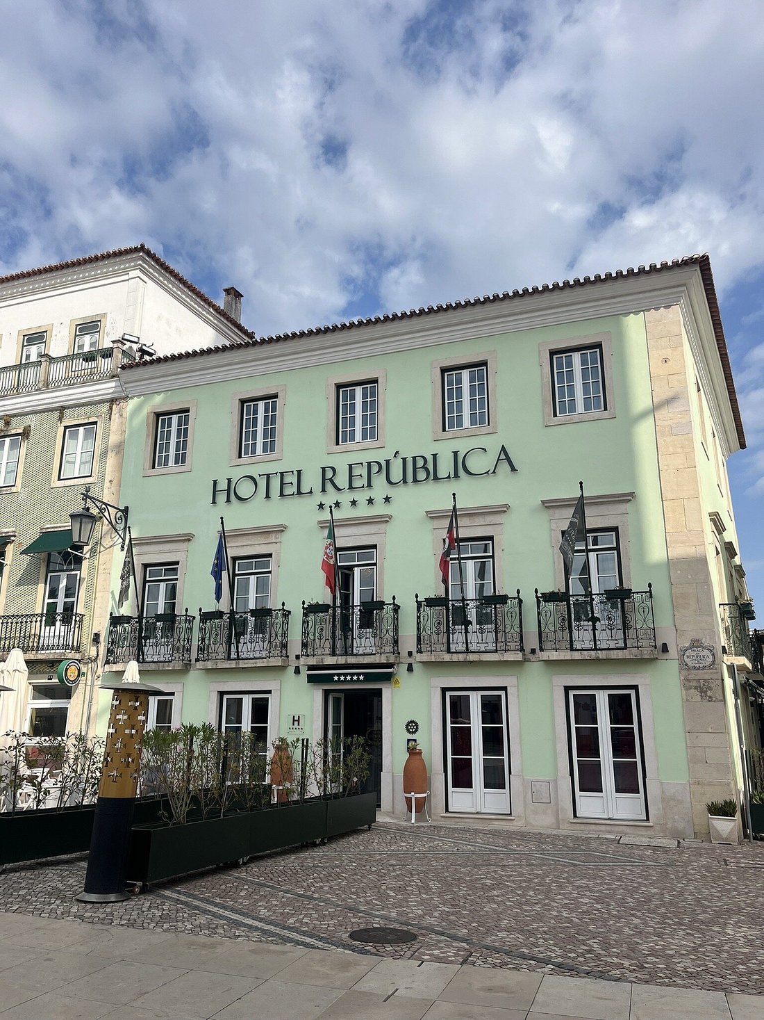 Hotel República