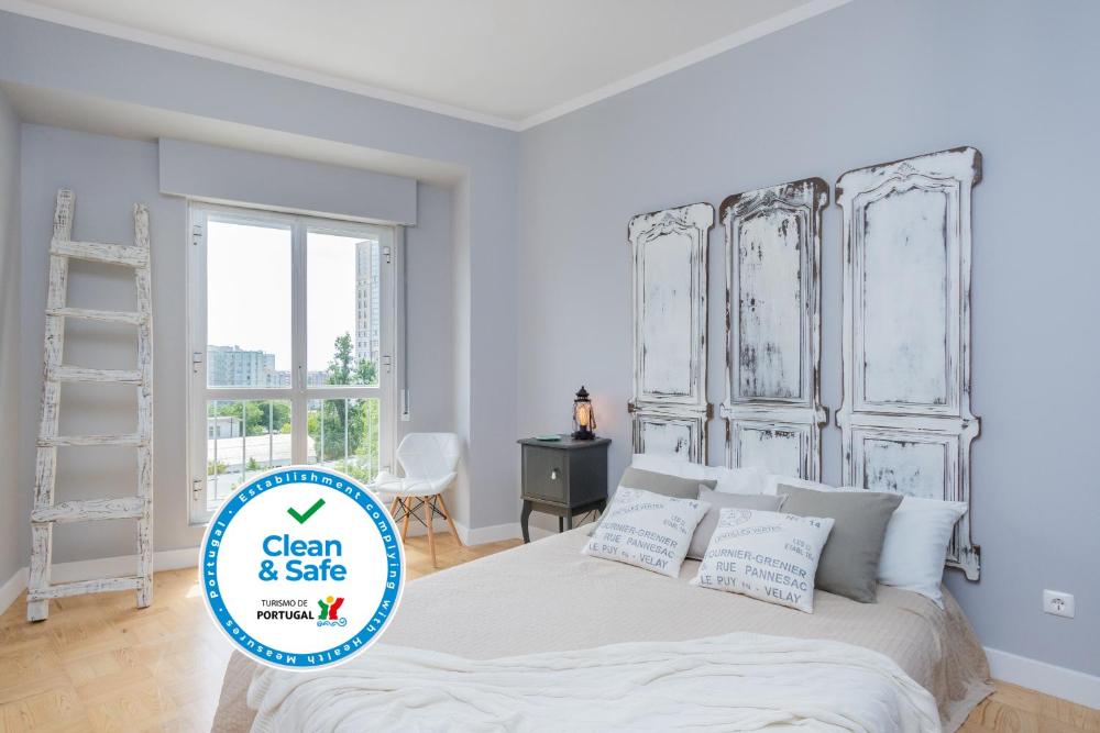 Lisbon Airport Hostel — Lisboa
