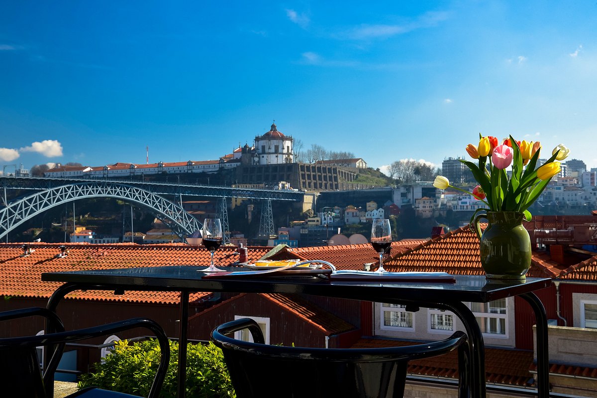 The Editory House Ribeira Porto Hotel