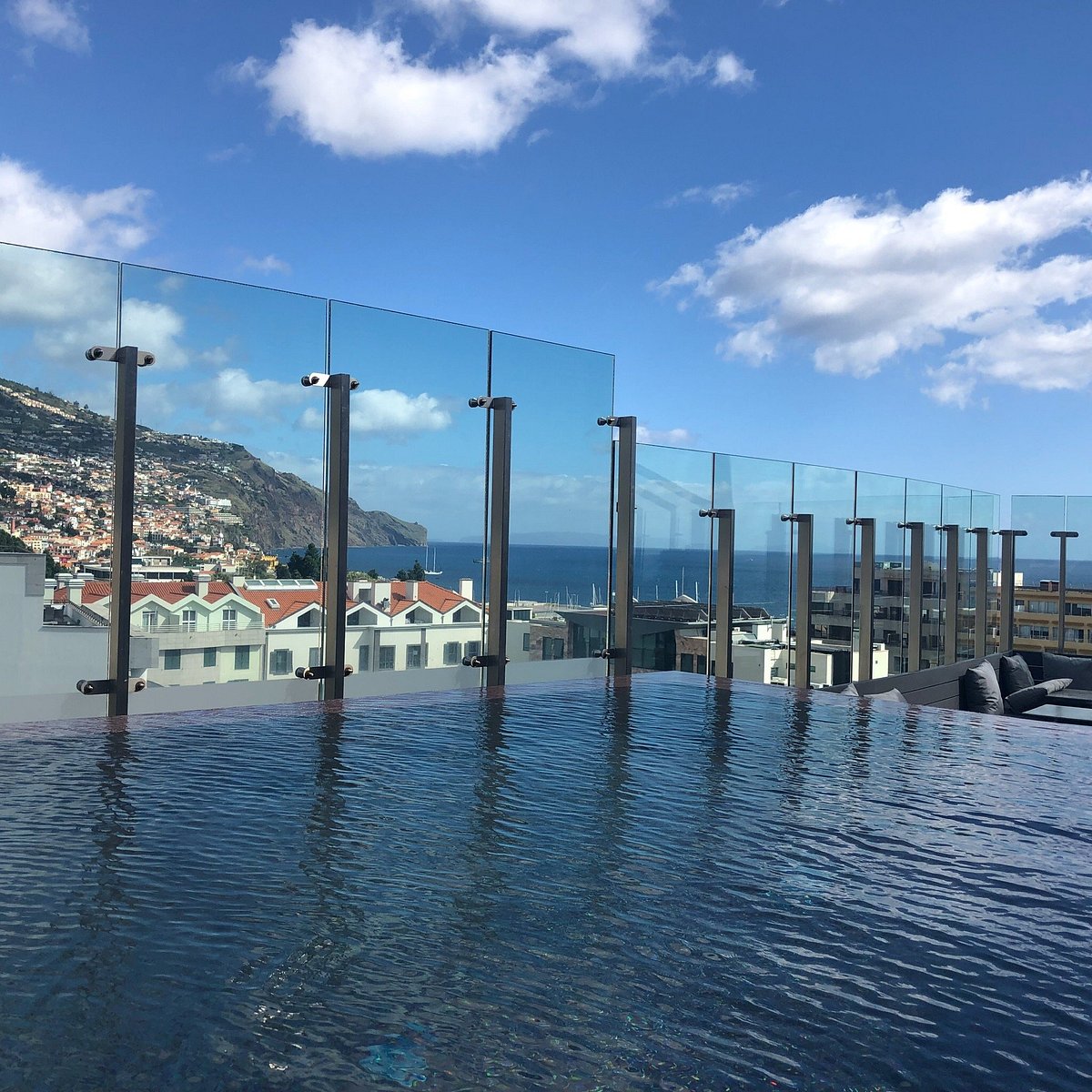The Vine Hotel — Funchal